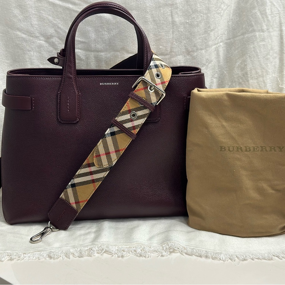 Burberry tote